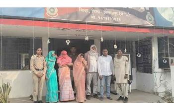 पैसों की बारिश का फर्जी वीडियो बनाकर ठगी, 2.50 लाख को 2.50 करोड़ करने का झांसा; नकदी लेकर फरार होने की कोशिश, तांत्रिक समेत 5 गिरफ्तार