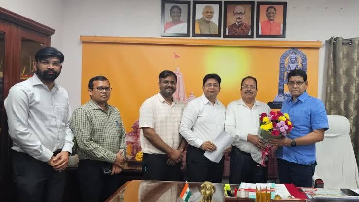 छ. ग कनिष्ठ प्रशासनिक सेवा संघ की मांग का असर, साय सरकार ने पदोन्नति का 50% बहाल किया.