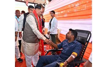 जन्मदिन पर सेवा का संकल्प: मुख्यमंत्री साय ने रक्तदान शिविर का किया शुभारंभ