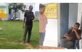 स्कूल में कथित तौर पर नशे में पहुंचे शिक्षक का वीडियो वायरल, जांच की मांग